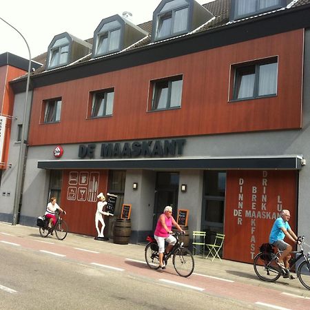Hotel De Maaskant มาเซค ภายนอก รูปภาพ